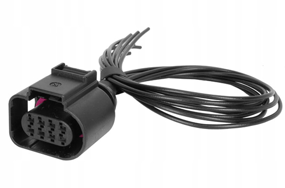 FEP connector pigtail with an 8-way sealed housing