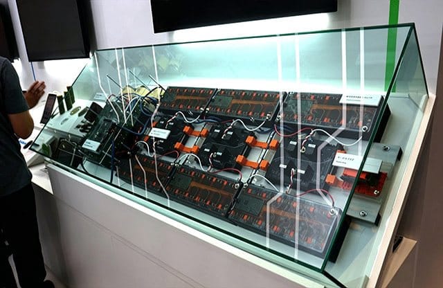 Energy storage cabinet wired with high voltage wire harnesses